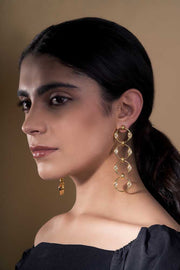 Amaira Earring White
